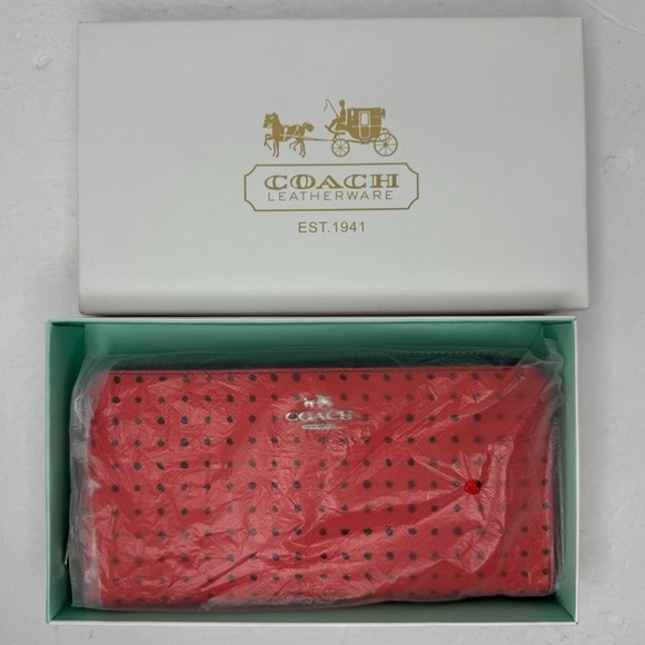 Coach 36357 Red Bandana Polka Dot Black Taxi Tote Bag and Wallets Americana Set - Picture 10 of 16